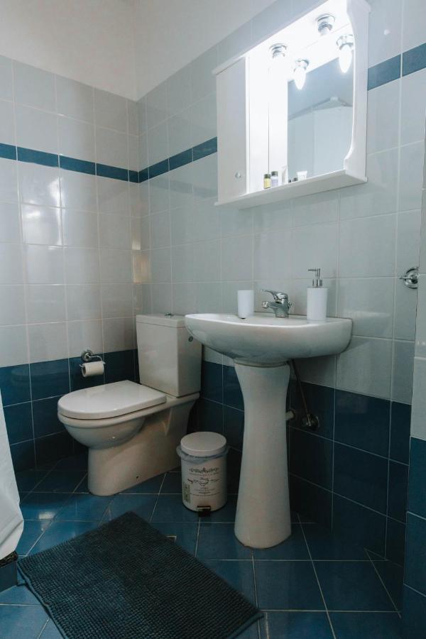 3 Bros Apartment Chalkida
